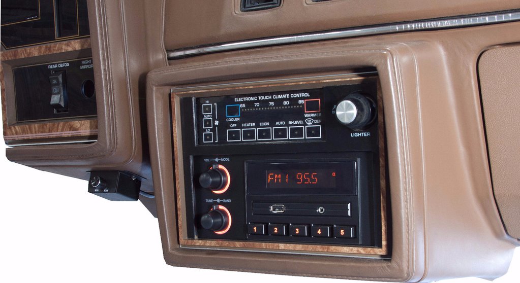 Joe's Classic Car Radio Co.